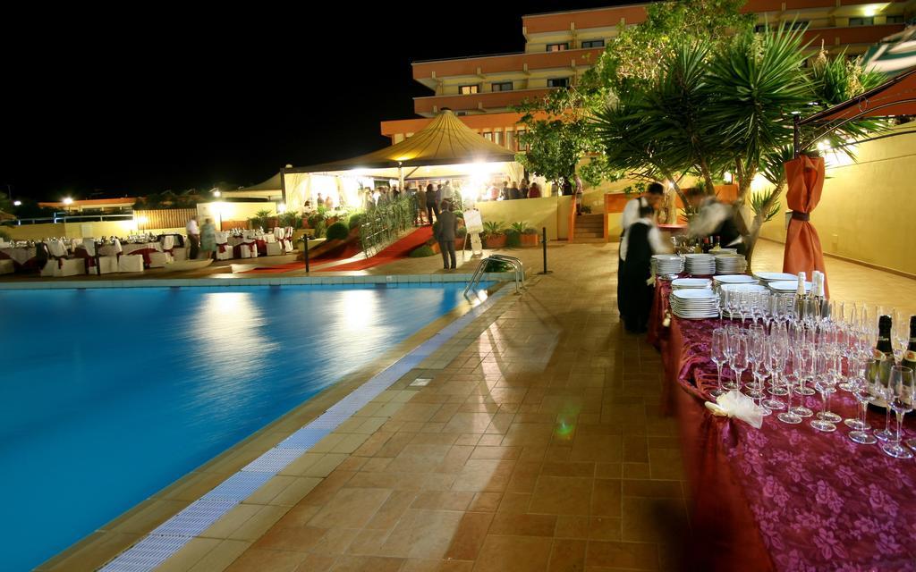 Hotel Setar Quartu Sant'Elena Exterior photo